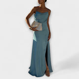 Hallie - Schickes Satin-Maxikleid mit hohem Schlitz