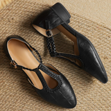 Greta – Klassische Leder-T-Steg-Schuhe mit geflochtenem Detail