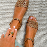 Lara | Goldene Flechtsandalen