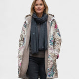 Ivy – Pastellfarbene Fleecejacke mit botanischem Muster