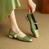 Frieda – Klassische Riemchenschuhe mit elegantem Look