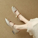 Frieda – Klassische Riemchenschuhe mit elegantem Look